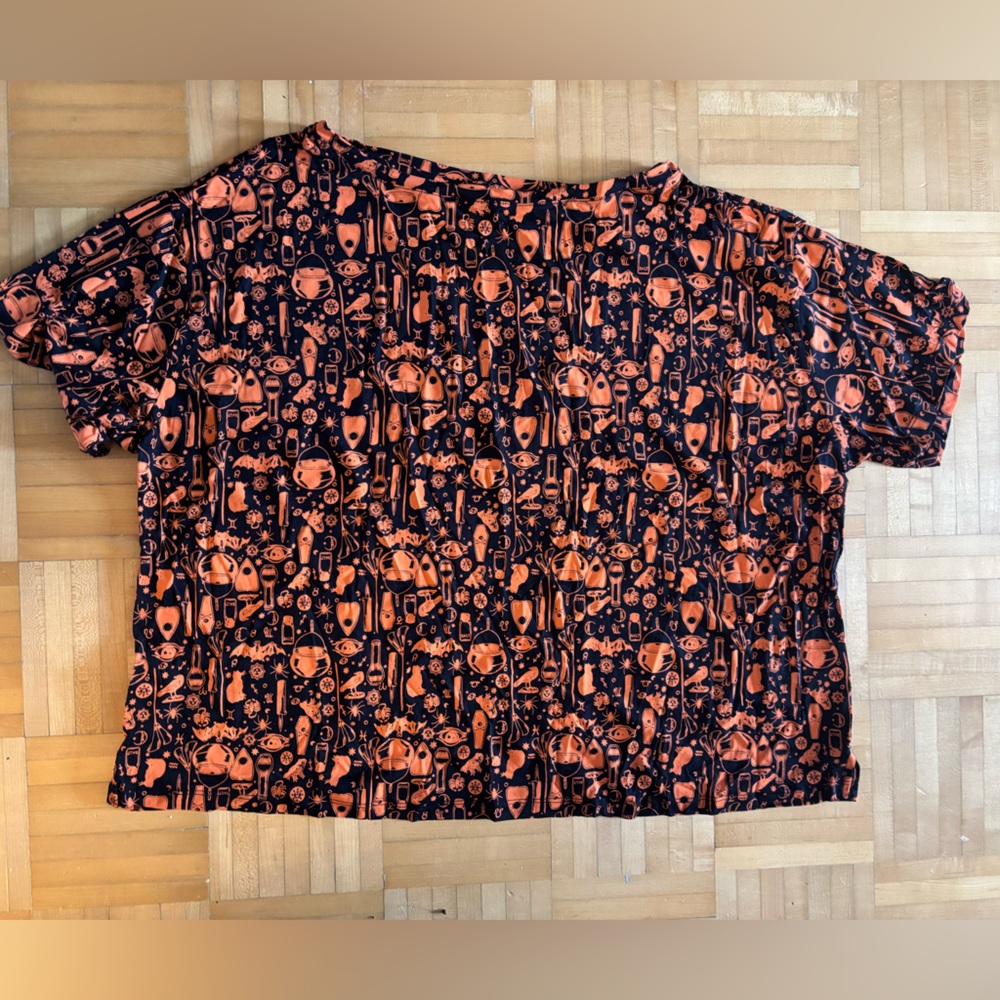 Halloween graphic t-shirt (Disney)